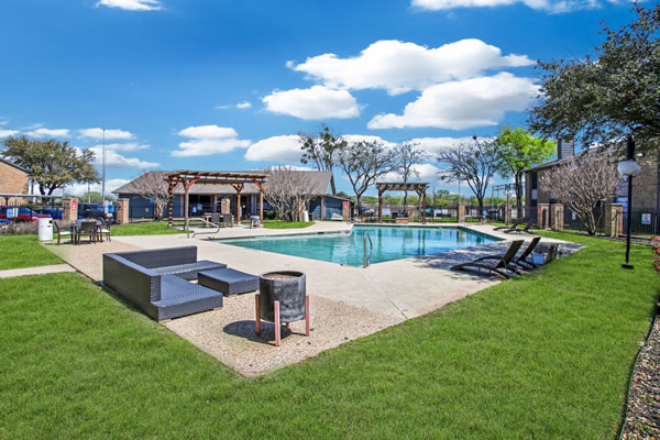 Features & Amenities